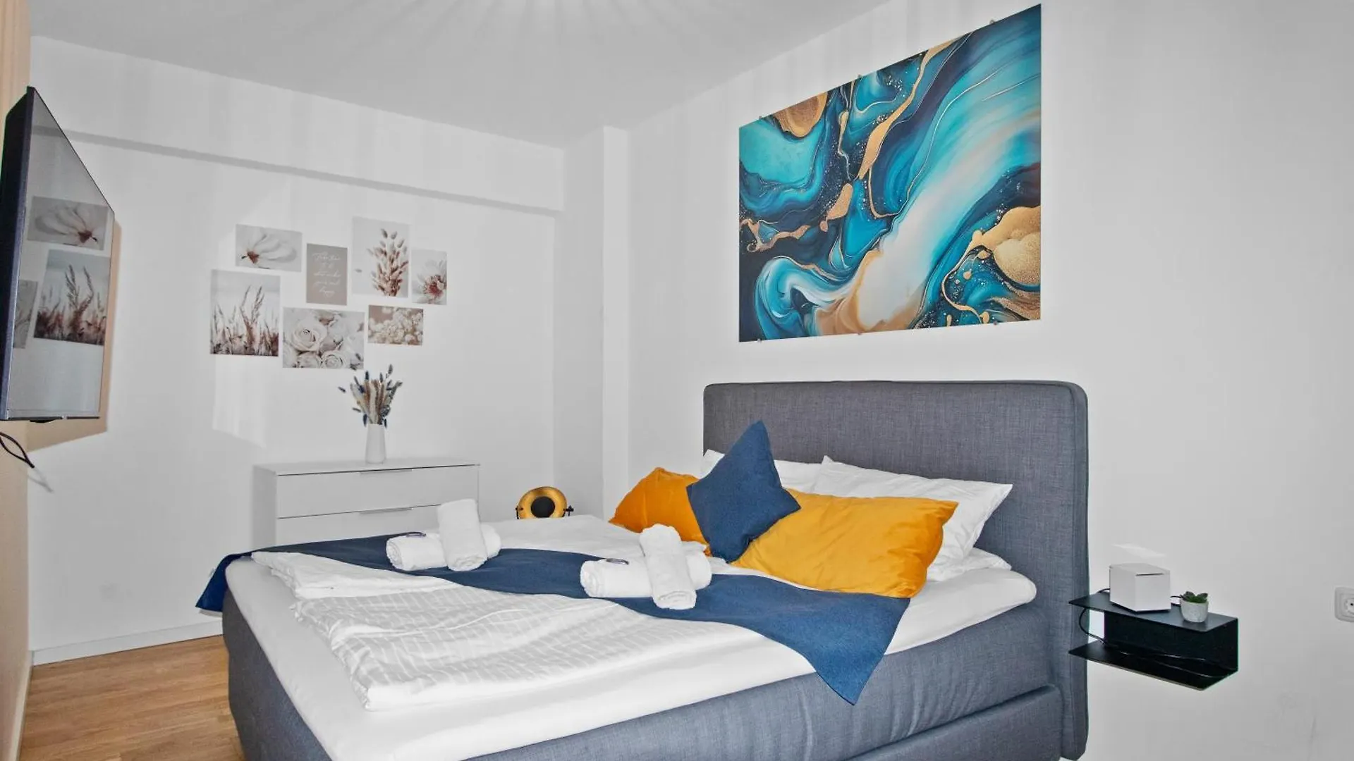 Altstadt - Exklusive 3-Zi-Wohnung Mit 90 Qm Und Grossem Balkon Nuremberg Germany